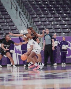 Video post by @LadyjackBasketball on Facebook