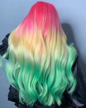 Image post by @pulpriothair on Instagram