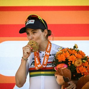 Image post by @letourfemmes on Instagram