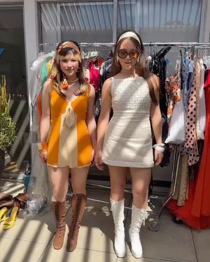 Image post by @ellemenhk on Instagram
