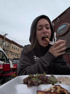 Video post by @elizabetheatsnyc on TikTok