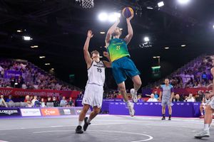 Image post by @basketballaus on Instagram