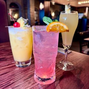 Image post by @houlihans on Instagram