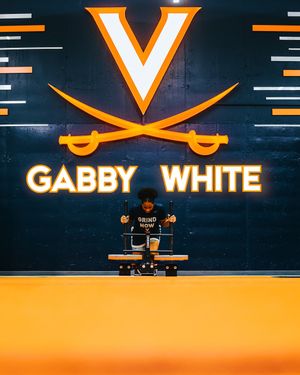 Image post by @uvawomenshoops on Instagram