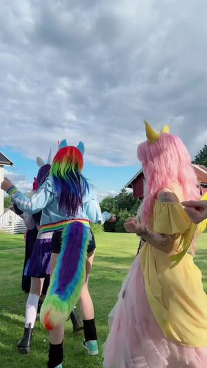 Video post by @ember.w0lf on TikTok