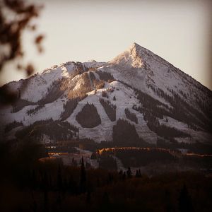 Image post by @skicrestedbutte on Instagram