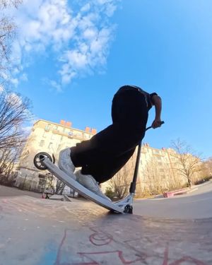 Image post by @buz_24 on Instagram