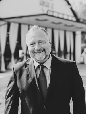 Image post by @llascreative on Instagram