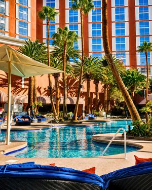 Image post by @tivegas on Instagram