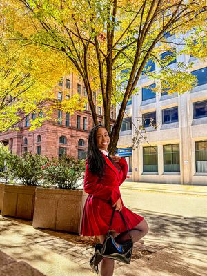 Image post by @dymonemoni on Instagram