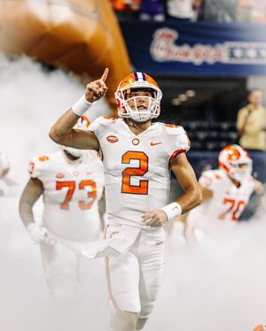 Image post by @cadeklubnik on Instagram