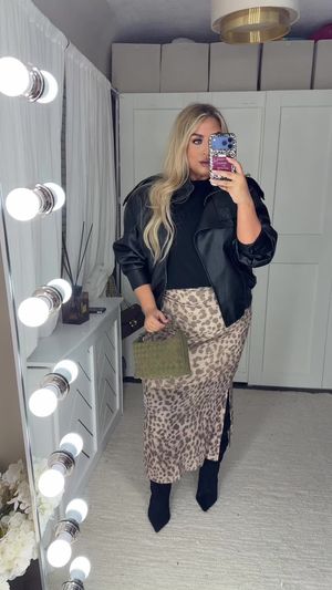 Video post by @beckymorganmakeup on TikTok