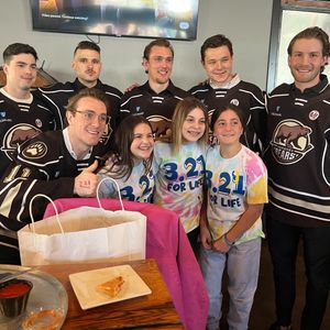 Image post by @TheHersheyBears on Twitter