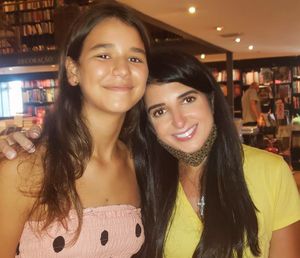 Image post by @nandateixeiraoficial on Instagram