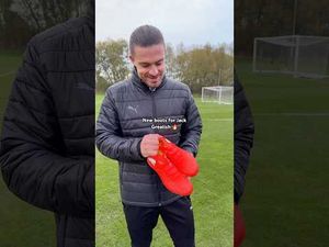 Video post by @prodirectsoccer on YouTube