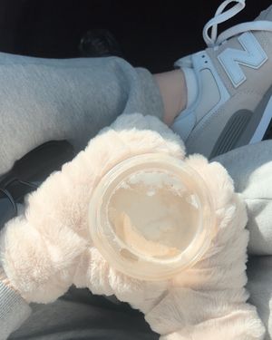 Image post by @emmagracehodges on Instagram