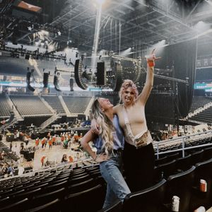 Image post by @missameliamarie on Instagram