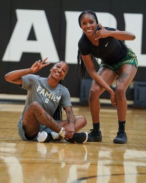 Image post by @charlottewbb on Instagram