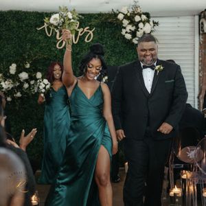 Image post by @lesliemarieevents on Instagram
