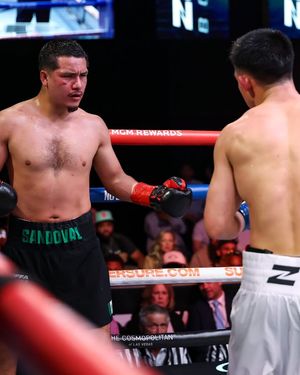Image post by @zuffaboxing on Facebook