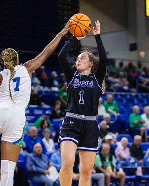 Image post by @jessicapilandphoto on Instagram