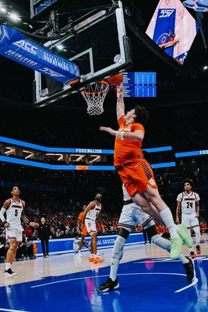 Image post by @ClemsonMBB on Twitter