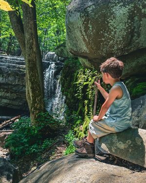 Image post by @visitbuckspa on Instagram