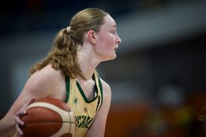 Image post by @basketballaus on Instagram
