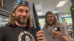 Image post by @campingwithsteve on Facebook
