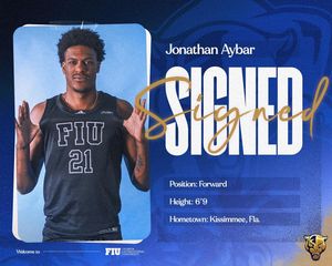 Image post by @fiuhoops on Instagram