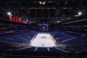 Image post by @nyislanders on Instagram