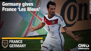 Image post by @CNNFC on Twitter