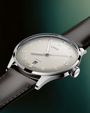 Image post by @oris on Instagram
