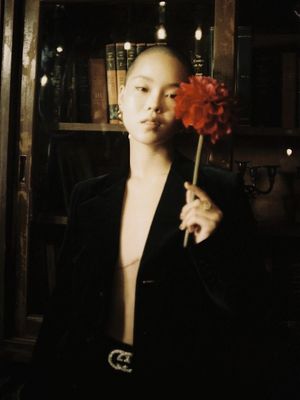 Image post by @ellemenhk on Instagram