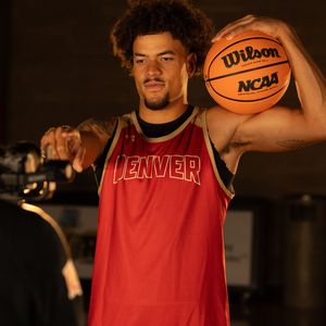 Image post by @du_mhoops on Instagram
