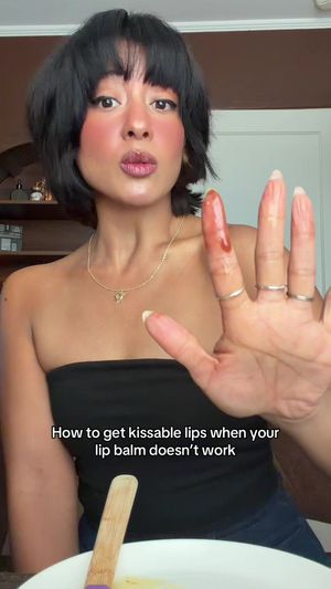 Video post by @sidandlisten on TikTok