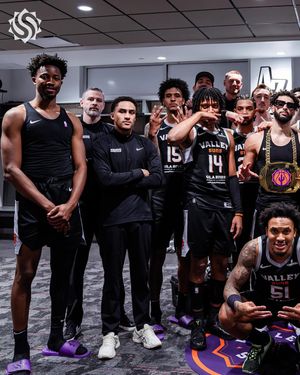 Image post by @gleaguesuns on Instagram