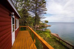 Image post by @breezypointcabins on Facebook