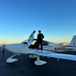 Image post by @statureaviation on Instagram
