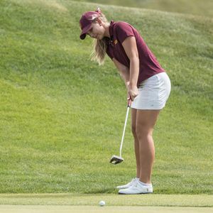 Image post by @ariannagrainey on Instagram