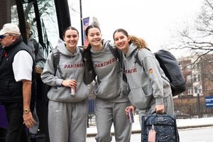 Image post by @uni_wbb on Instagram