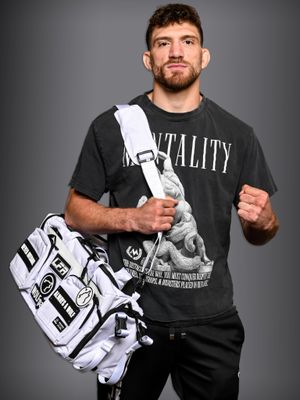 Image post by @lfafighting on Instagram