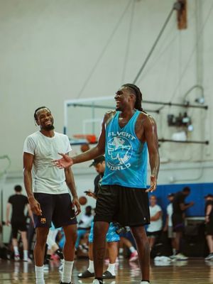 Image post by @looney on Instagram