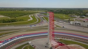 Video post by @nascaratcota on Instagram