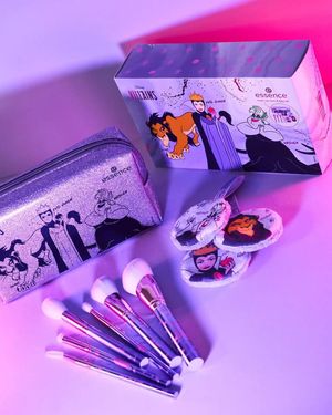Image post by @rivierbeauty on Facebook
