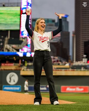 Image post by @twins on Instagram