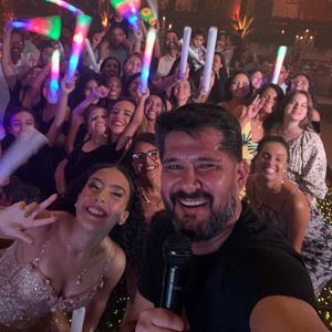 Image post by @carlinhosdj on Instagram