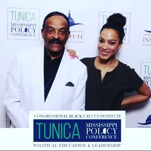 Image post by @angelarye on Instagram