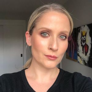 Image post by @carolinewatsonbeauty on Instagram