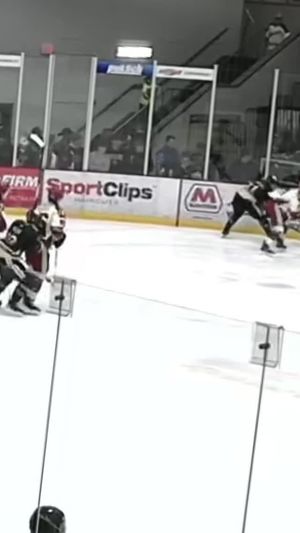 Video post by @TaurosHockey on Facebook